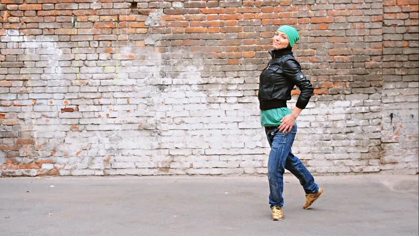 street dancer doing acrobatics