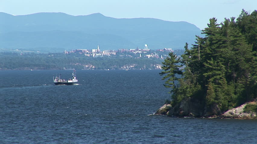 Ferry to Vermont crosses upstate New York water