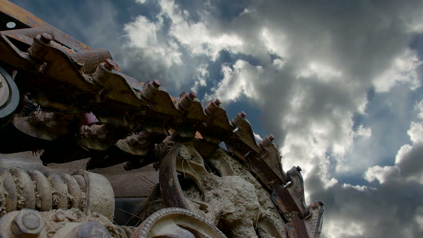 caterpillar clouds. time lapse