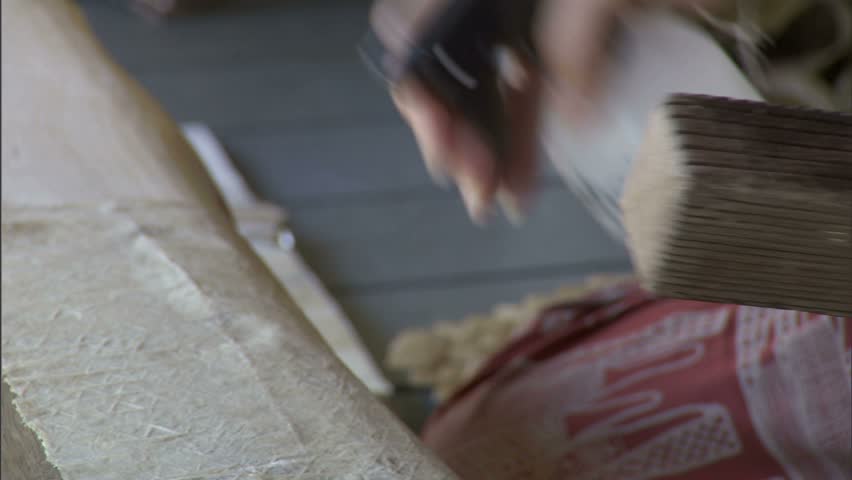 Tapa cloth making, Hawaii
