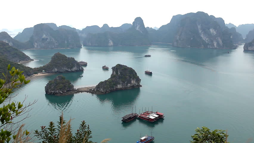 Ha Long Bay (Descending Dragon Bay), Vietnam, UNESCO World Heritage Site, Boats