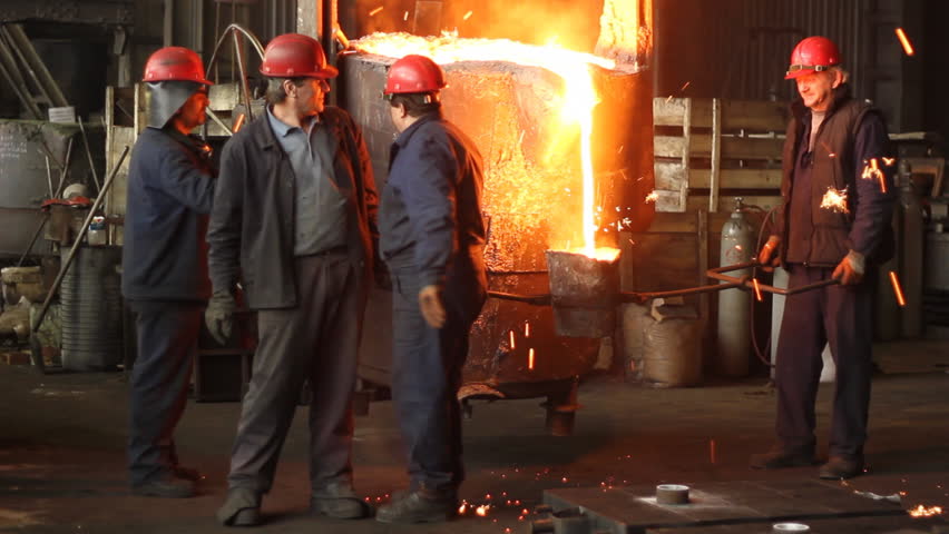 Hard work in the Foundry, Iron casting