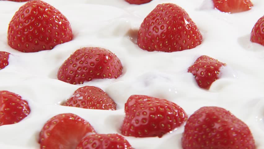 Strawberries in cream