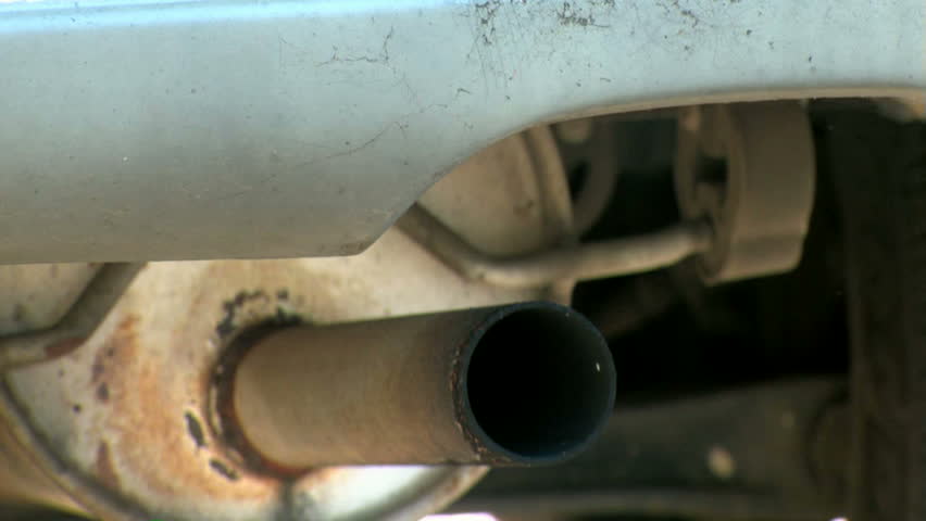 Smoking Exhaust Pipe - Car Starts Up & Smokes Profusely