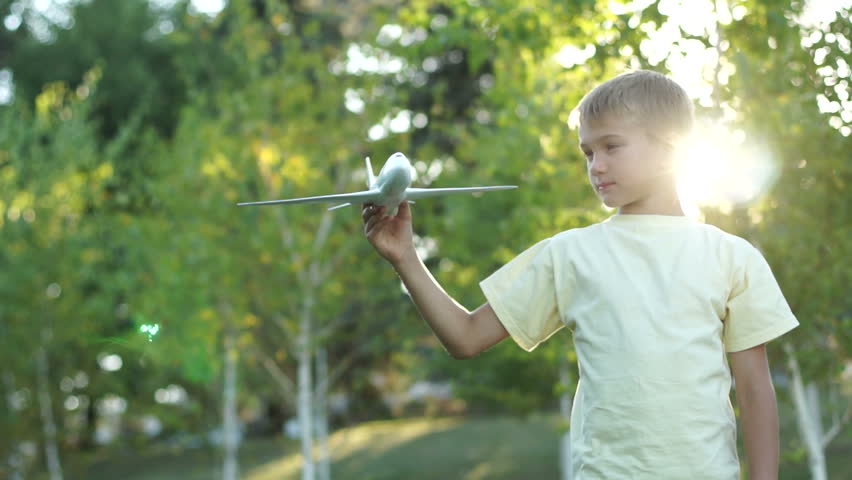 Future airline pilot dreaming of flying in the sky
