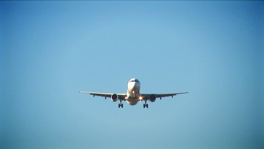 Jet Plane Flies overhead close