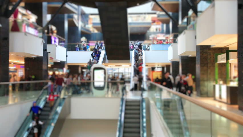time lapse people in the mall, de focus shoot