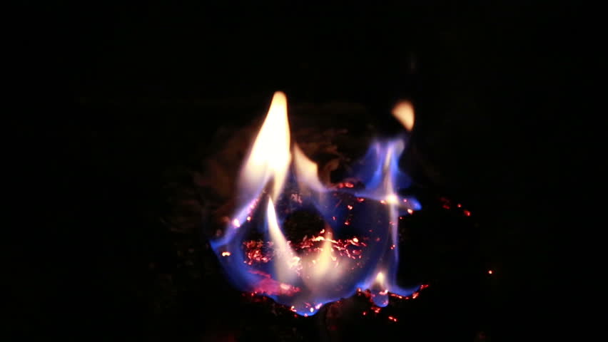 burning fire fireplace night Full HD progressive video  SLR Canon 6d