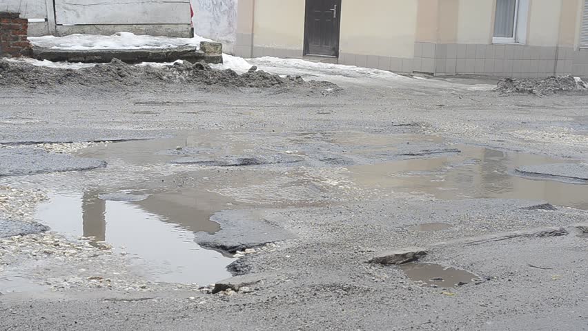holes on the roads