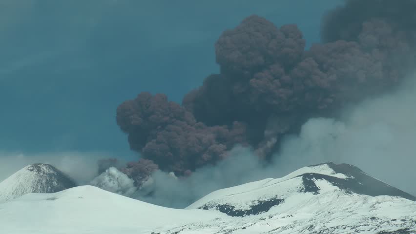Etna - Lava and snow