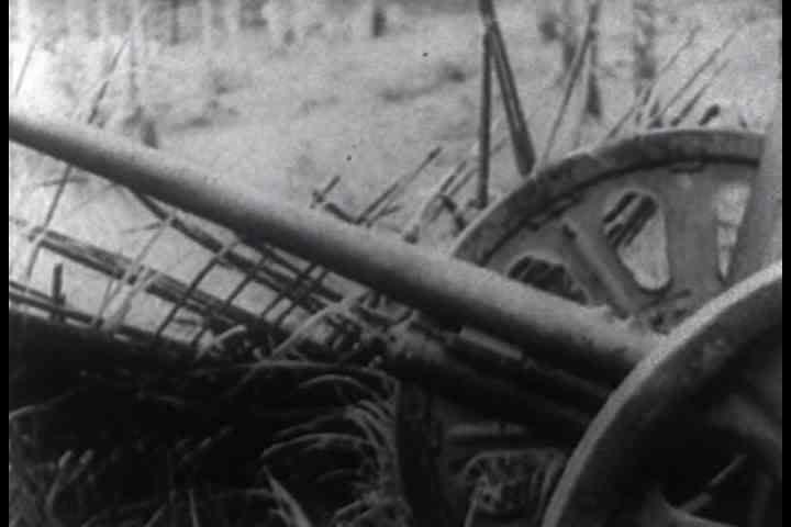 1940s - The Battle of the Coral Sea saves Australia from invasion by the Japanese.