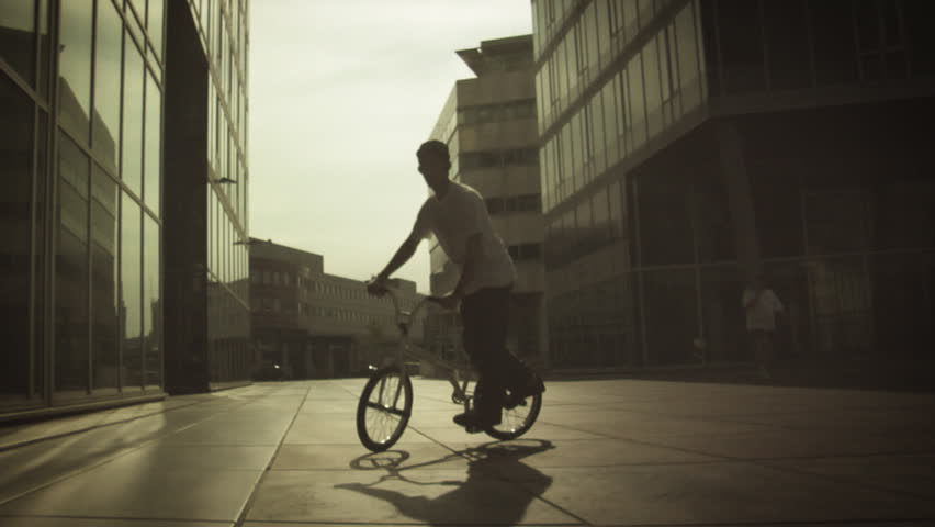 BMX: Spinning