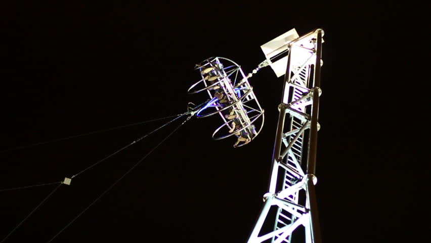 Free fall attraction, Singapore; genuine slow motion, recorded with 50 fps (Can. 7D).