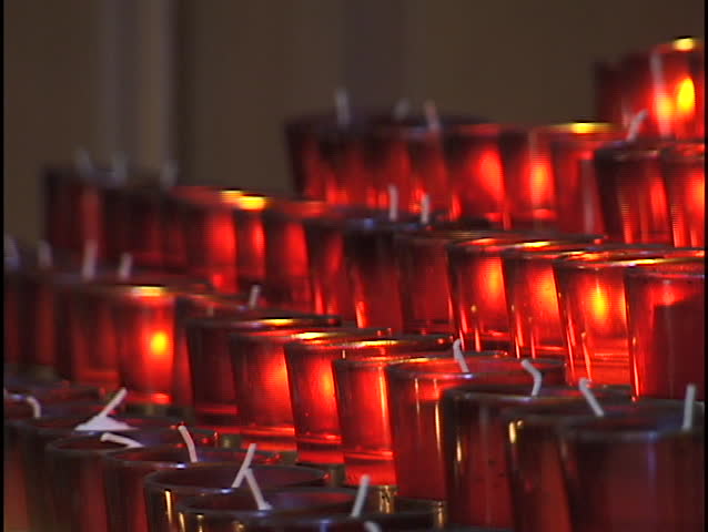 candles in catholic church 2