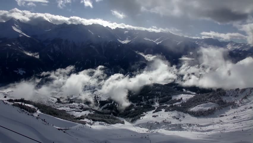 Header of ski