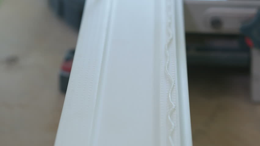 Header of plinth