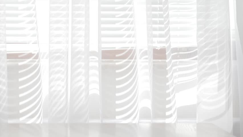 Header of voile