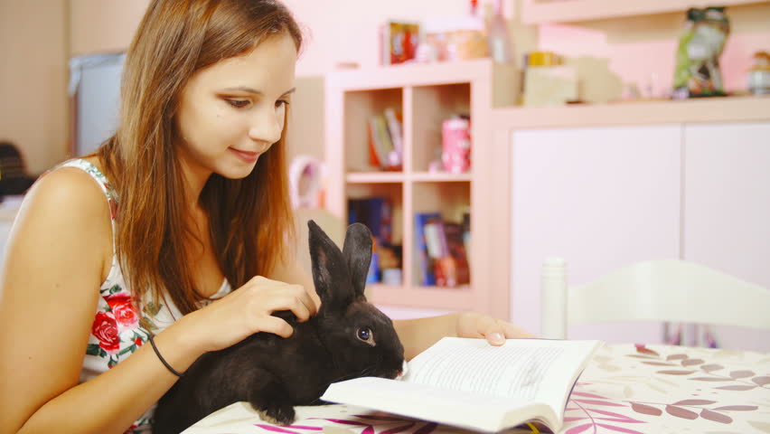 Girl Reading Book with Cute Stockvideos & Filmmaterial (100 ...