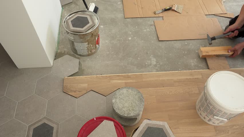 Skilled Workers Lay Parquet Floor Stockvideos Filmmaterial 100