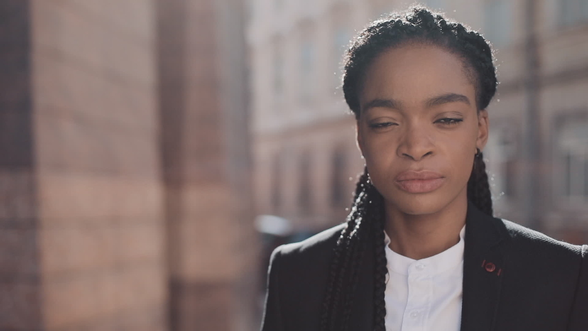Hd00 17portrait Of Serious African American Business Woman
