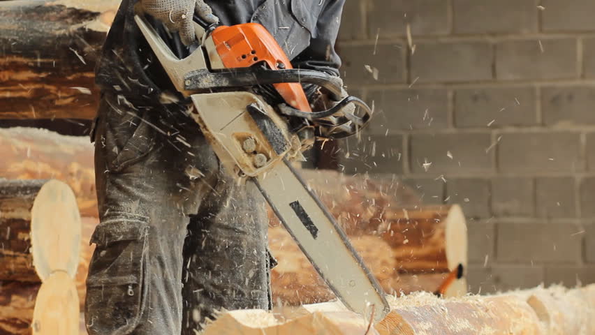 Hd00 10man Cuts Off Beam Chainsaw For Future Log Cabin