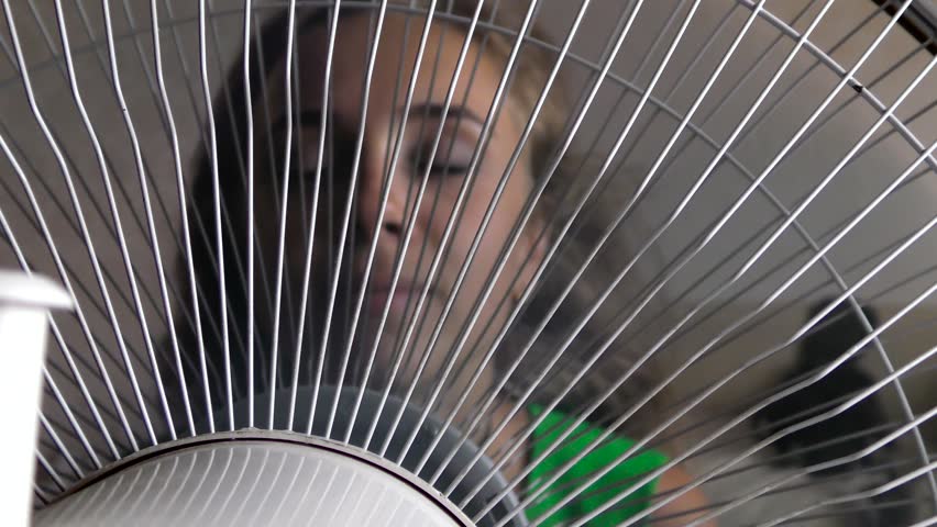 Header of ventilator