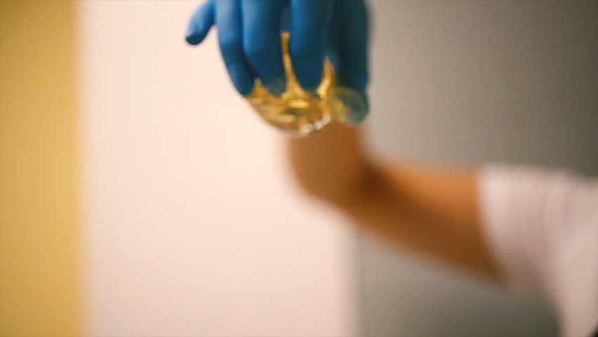 Header of depilatory
