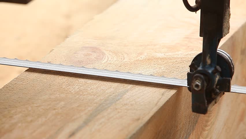 Header of bandsaw