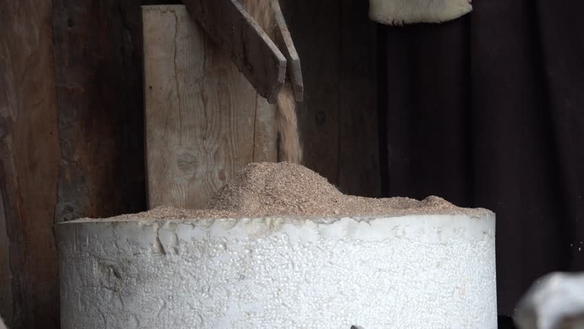 Header of millstone