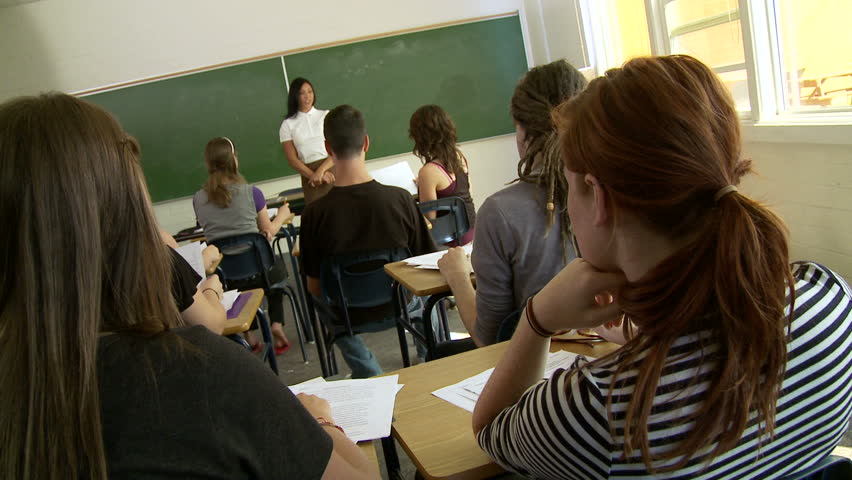 Afbeeldingsresultaat voor free picture classroom high school