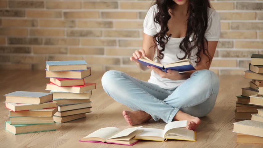 Resultado de imagem para girls books hd