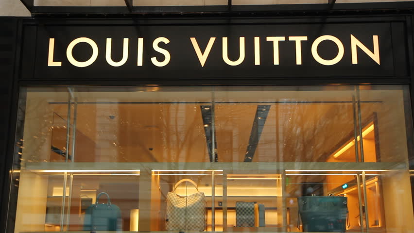 SEATTLE, USA On DEC 29th: Louis Vuitton Store In Seattle, Washington ...