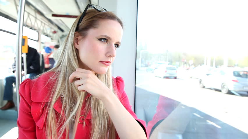 naked-booty-blonde-woman-giving-ride-cunt-young-dicks